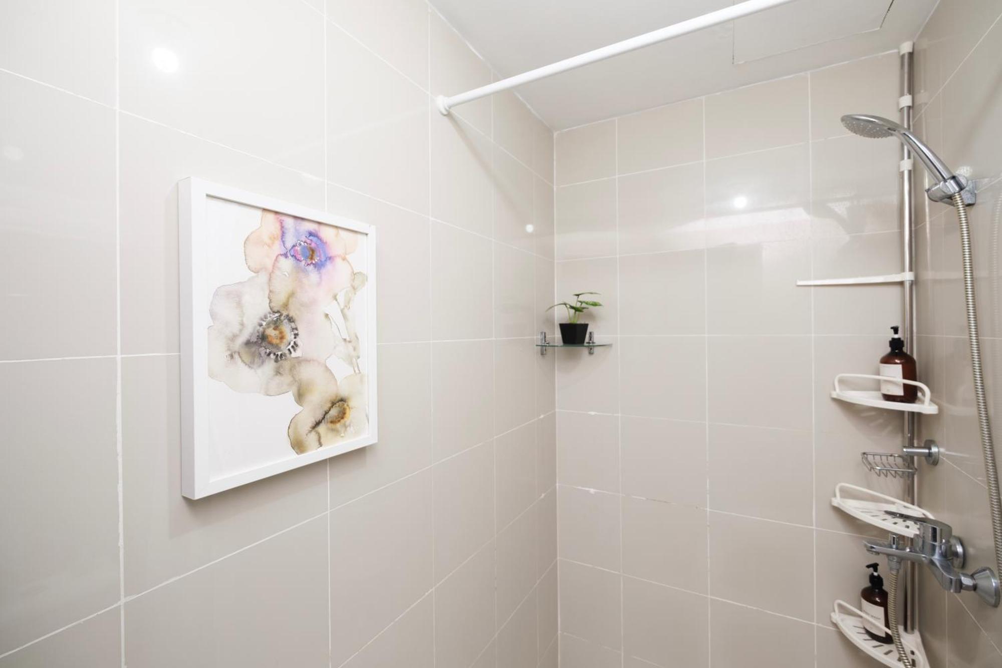 Manhattan Heights Modern Studio Cubao Exterior photo